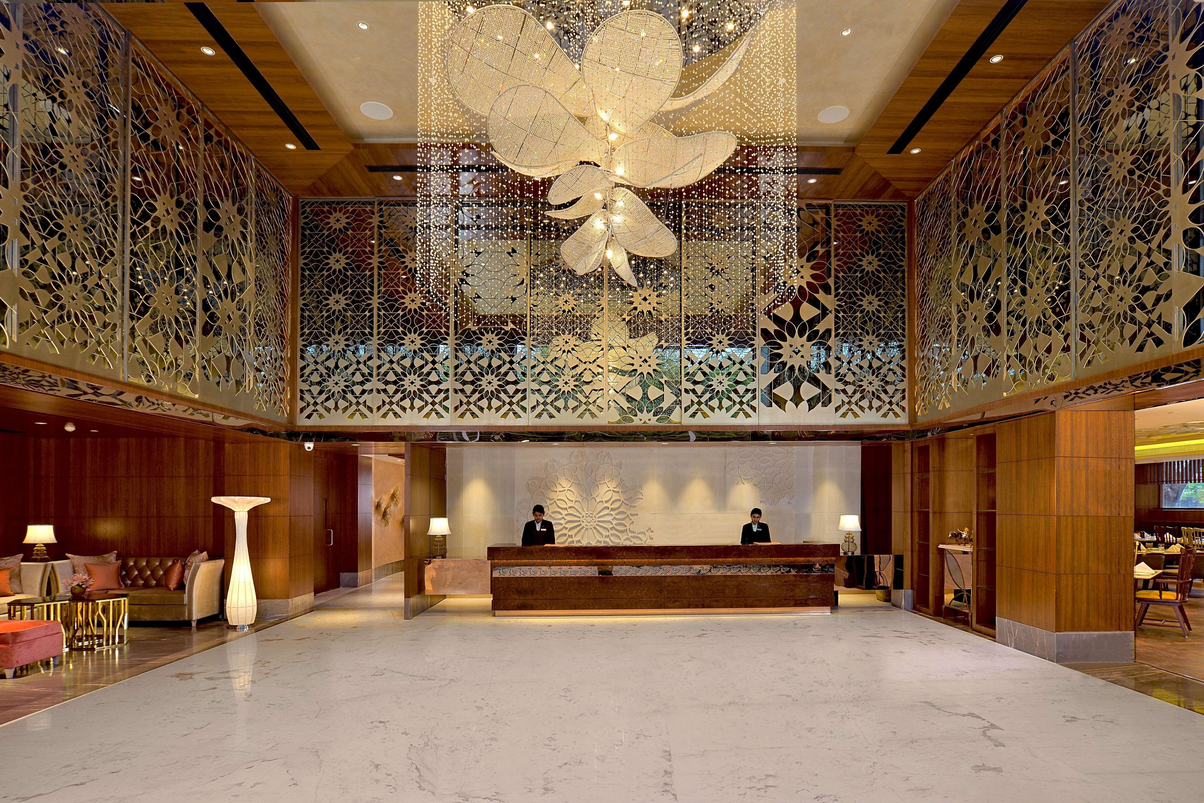 Radisson Gwalior Hotel Exterior foto